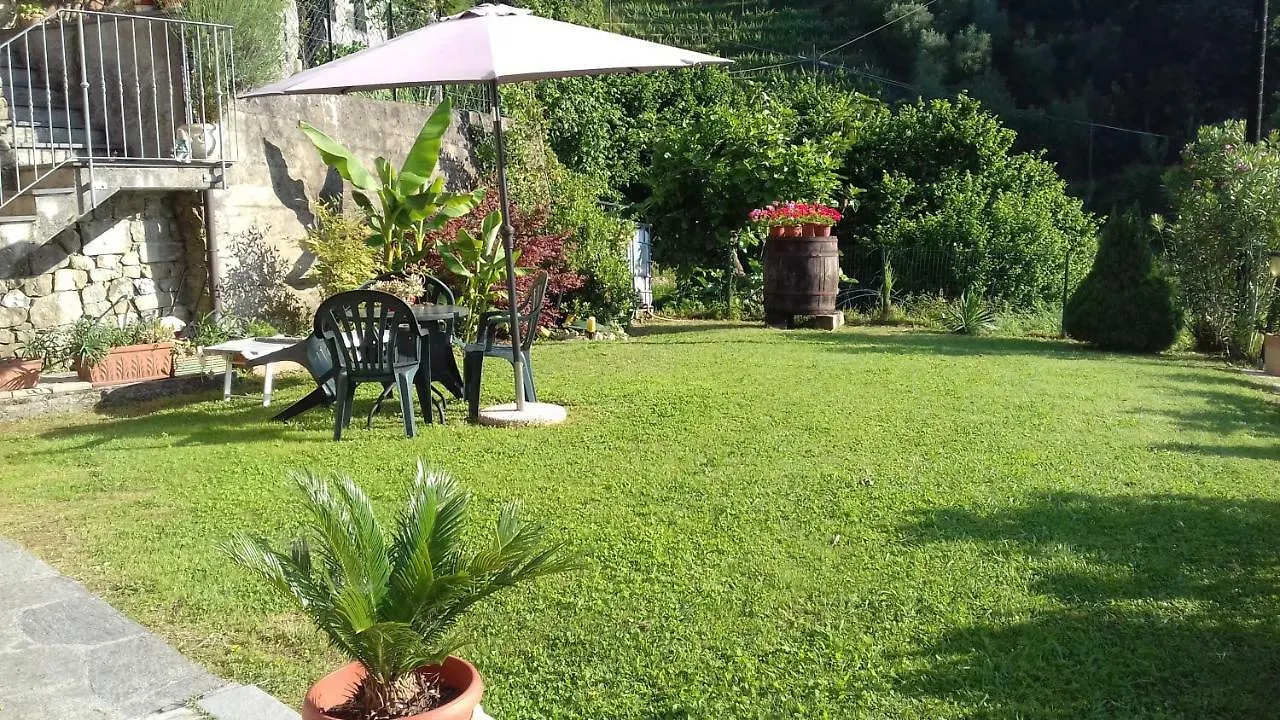 Holiday home Casa Lilly Villa Beverino Italy